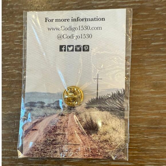 CODIGO 1530 Tequila Promo Pin Lapel Pin NEW - Picture 2 of 2